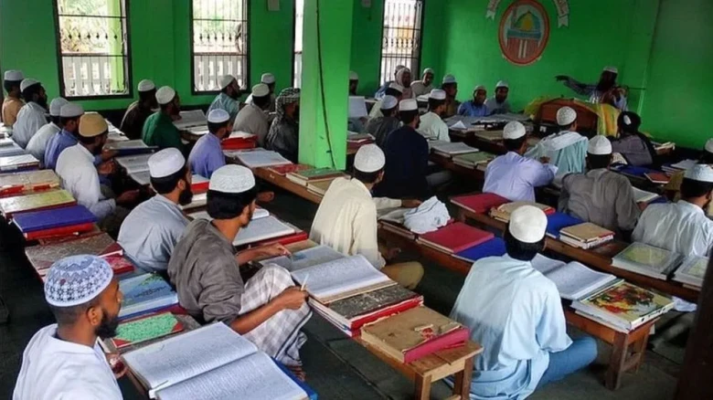 কওমি শিক্ষার্থীদের চাকরির সুখবর দিল শিক্ষা মন্ত্রণালয়