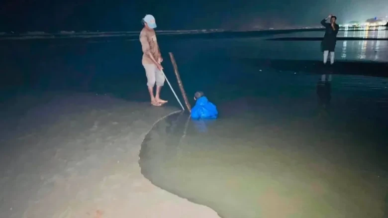 কক্সবাজার সৈকতে মৃত্যুফাঁদ: ১৮ বছরে প্রাণ হারিয়েছে ১৩১ পর্যটক