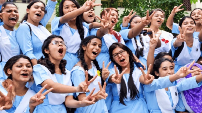 এইচএসসি ও সমমানের ফল প্রকাশ: পাসের হার ৫২.১২ শতাংশ, জিপিএ-৫ পেয়েছে ৪০ হাজার শিক্ষার্থী