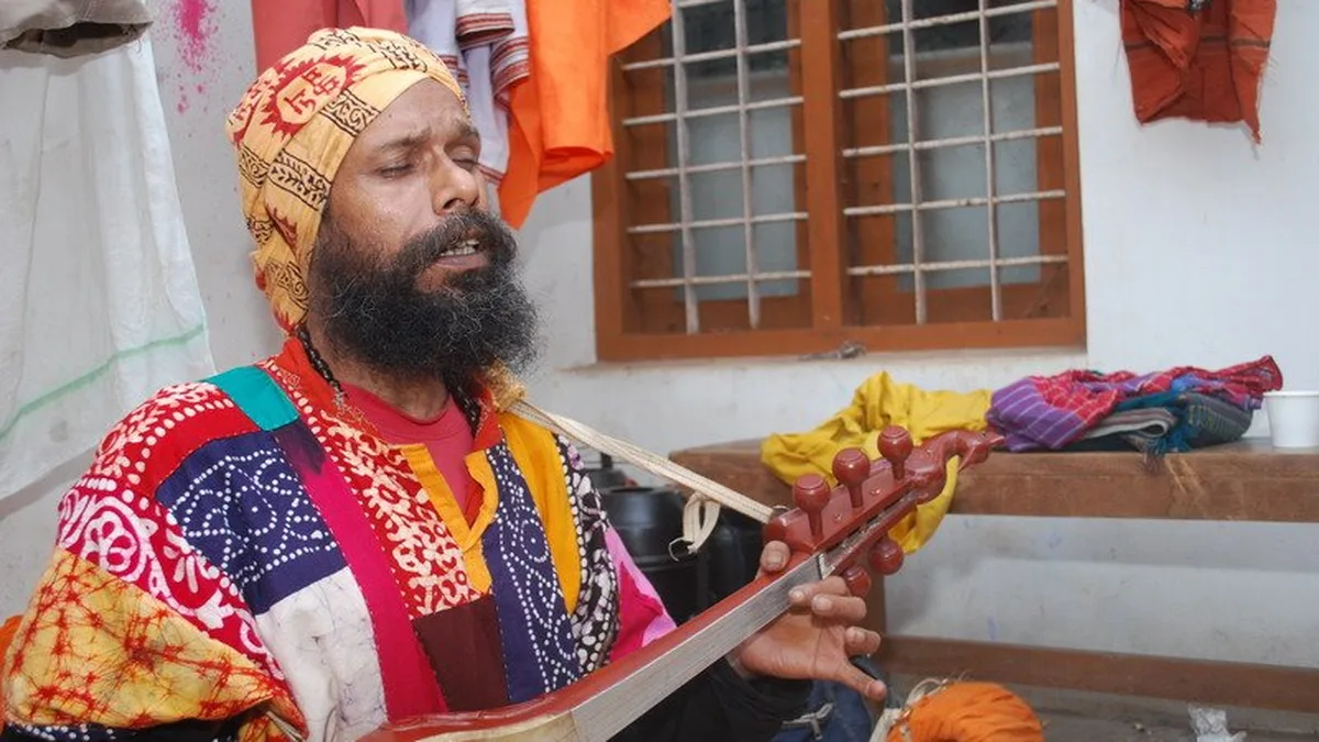 দিরাইয়ে নারী শিল্পীদের বাউল রাত নিয়ে বিতর্ক, দুই প্রতিবেদনে দুই রকম তথ্য